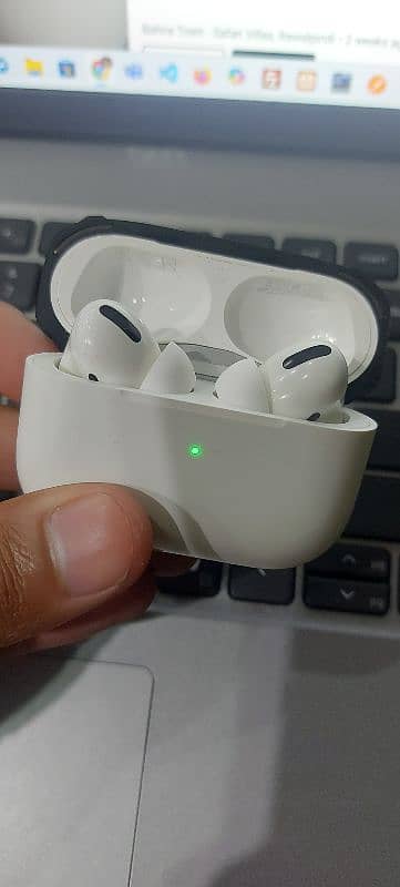 apple airpods pro 0