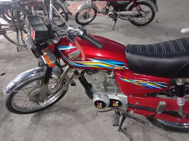 Honda 125 Red Color Total Genuine for sale in Faisalabad 0