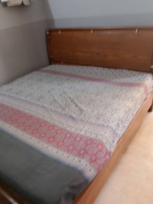 bed with mattress 5