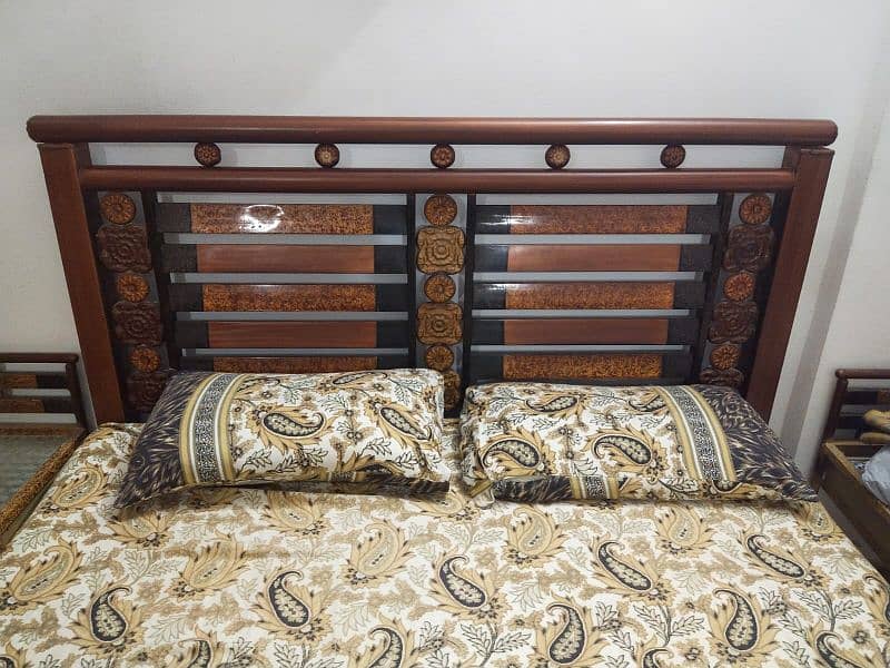 Full heavy iron double bed set with metress with dressing 5