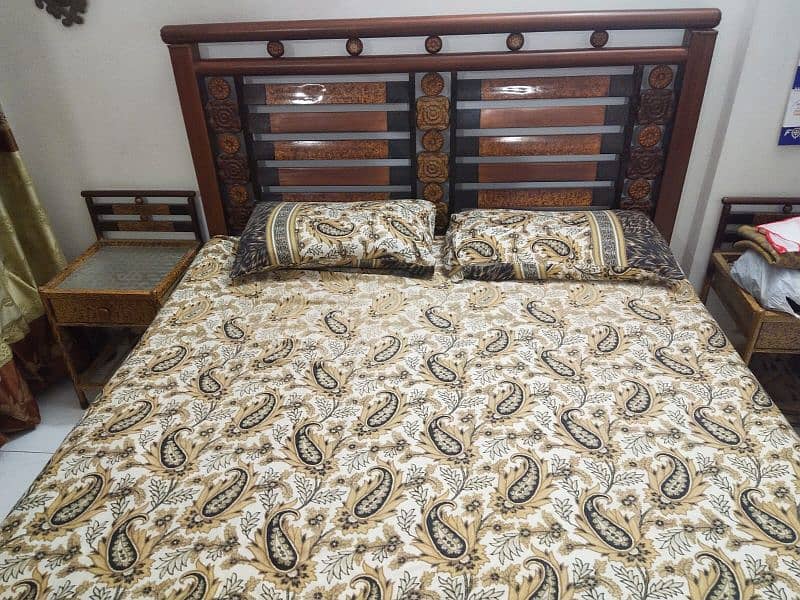 Full heavy iron double bed set with metress with dressing 9