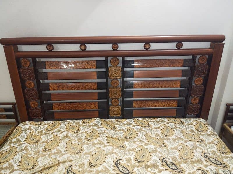 Full heavy iron double bed set with metress with dressing 12