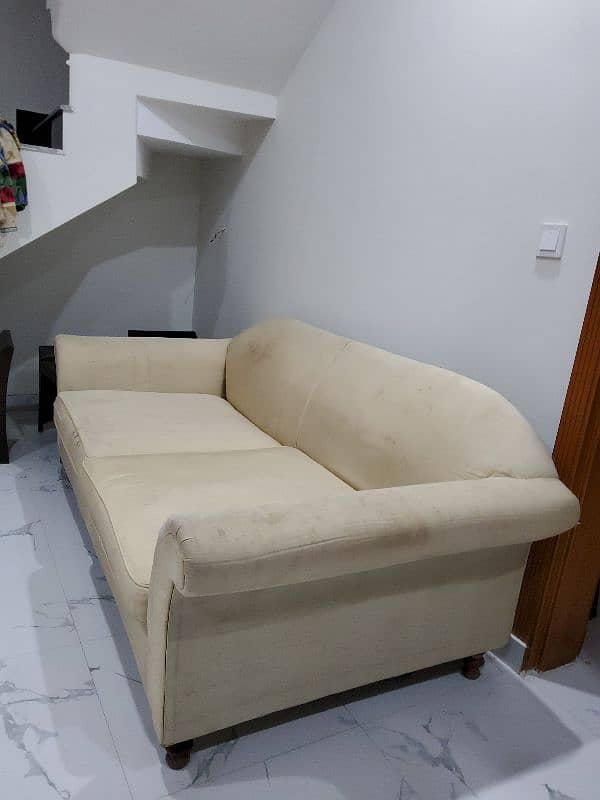 3 Seator Sofa 7ftx3.5ft 5