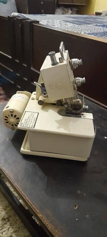 overlock sewing machine 2