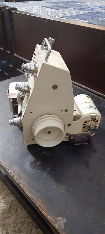 overlock sewing machine 3