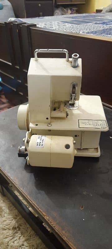 overlock sewing machine 4