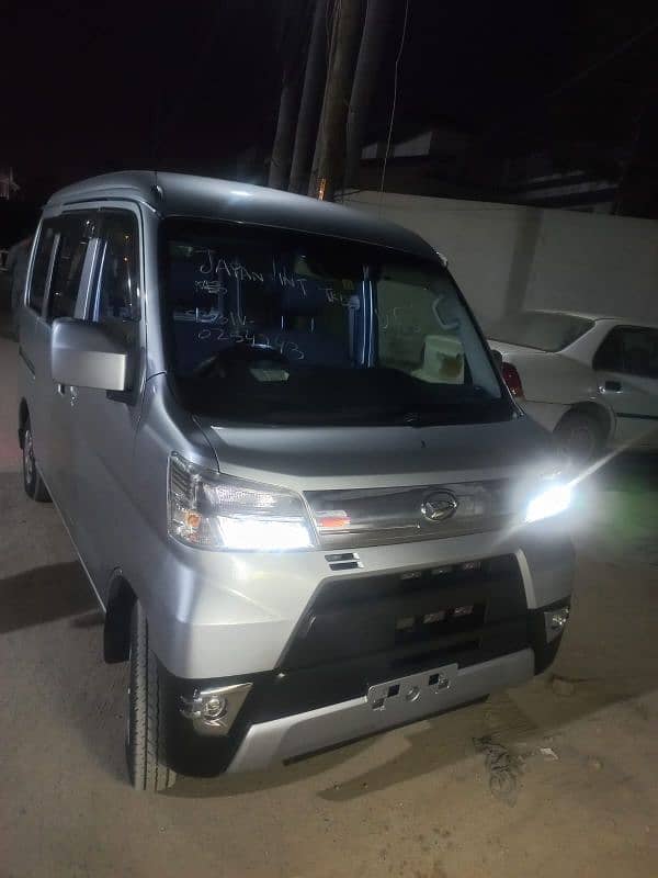 Daihatsu Hijet 2020 1