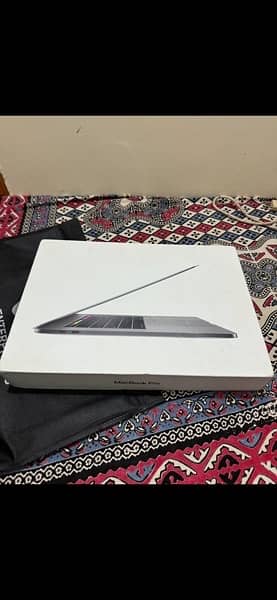 Macbook Pro 2019 , 15 inch 0