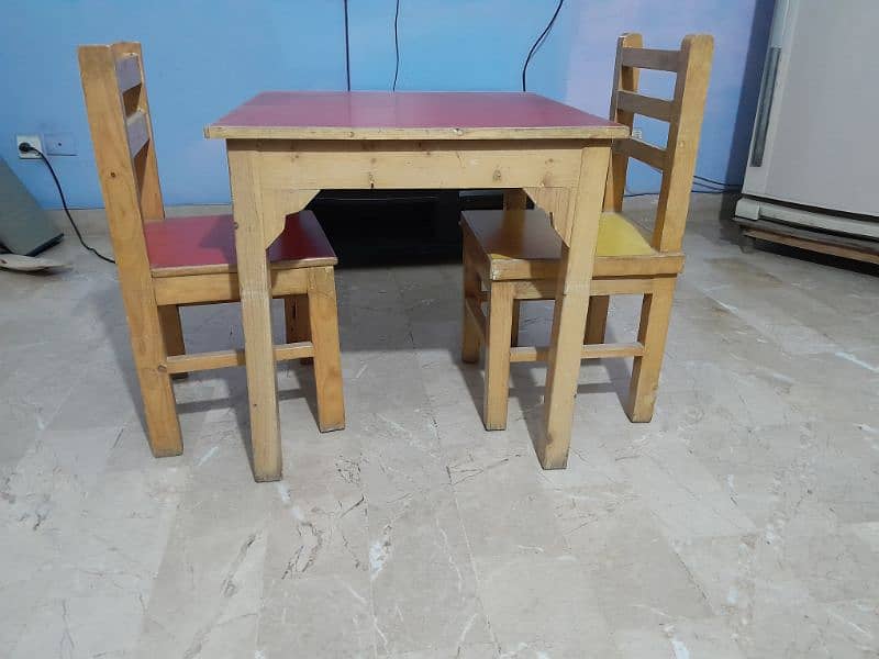 Study table with two chairs 1