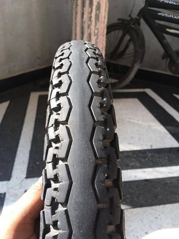 Honda 125 ka back tire only no tube 2