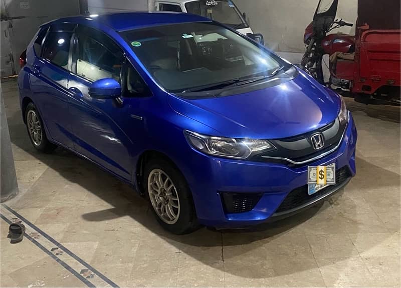 Honda Fit HYBRID F PACKAGE 1