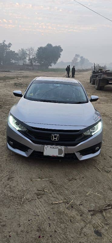 Honda Civic Oriel 2017 0