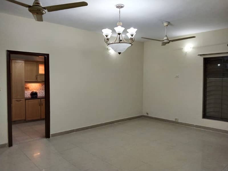 Ideal Location 10-Marla 04-Bedrooms House Is Available For Rent In Sector-A, Askari-10, Lahore Cantt 15