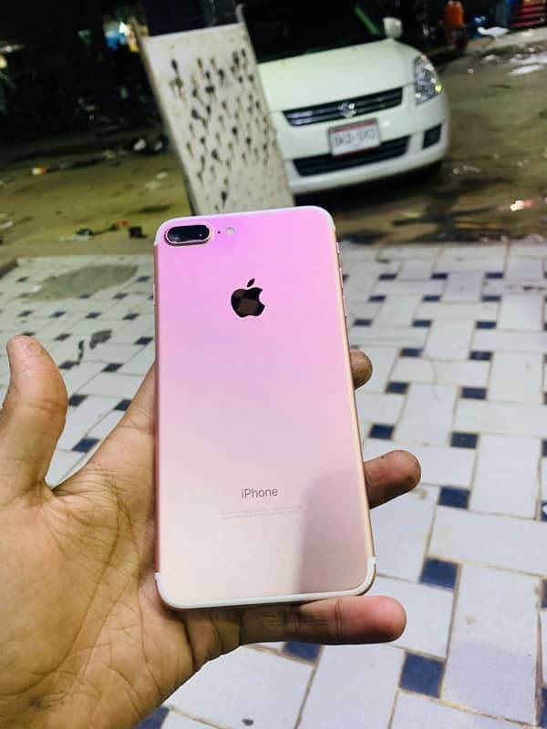 iPhone 7 plus non pta 32GB 0