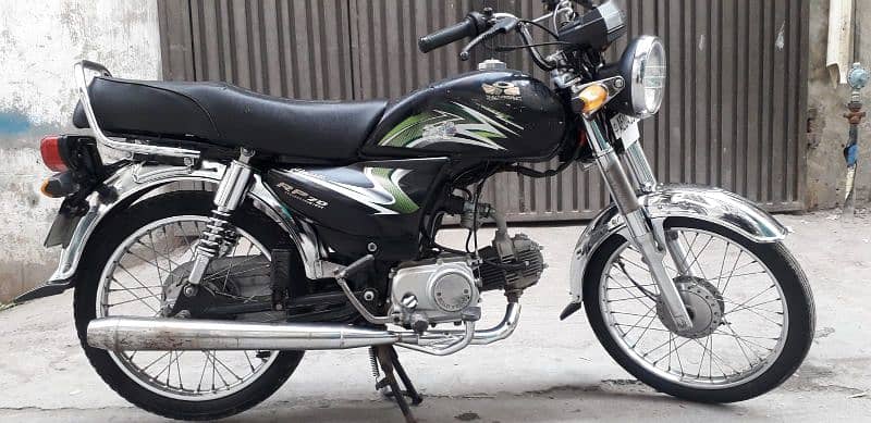 bilkul saff bike ha kisi.  bi qism ka koi kam cham nhi ha 0