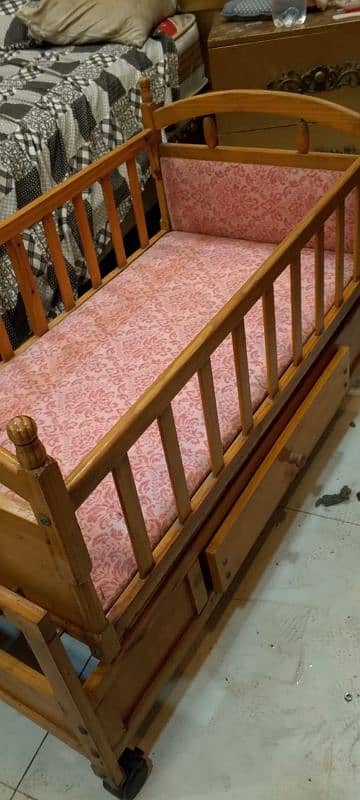 wooden baby cot good condition 4