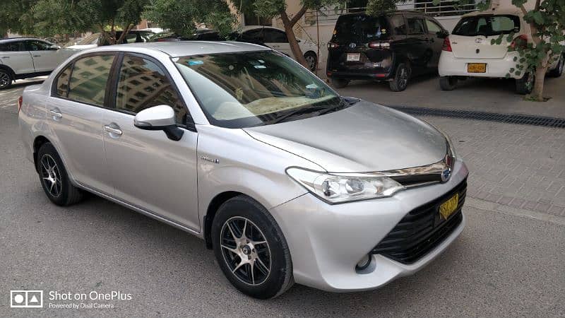 Toyota Corolla Axio 2017 15