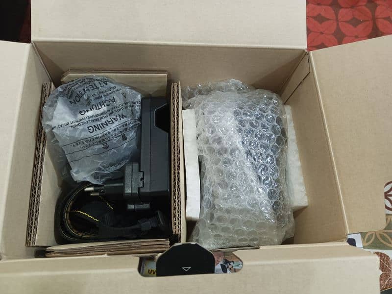 Nikon D5600 ( Just Box Open) 7