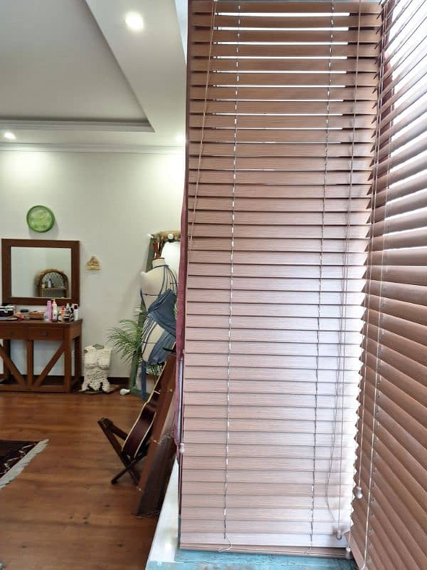 Window Blinds for sale ( Wood color ) 3