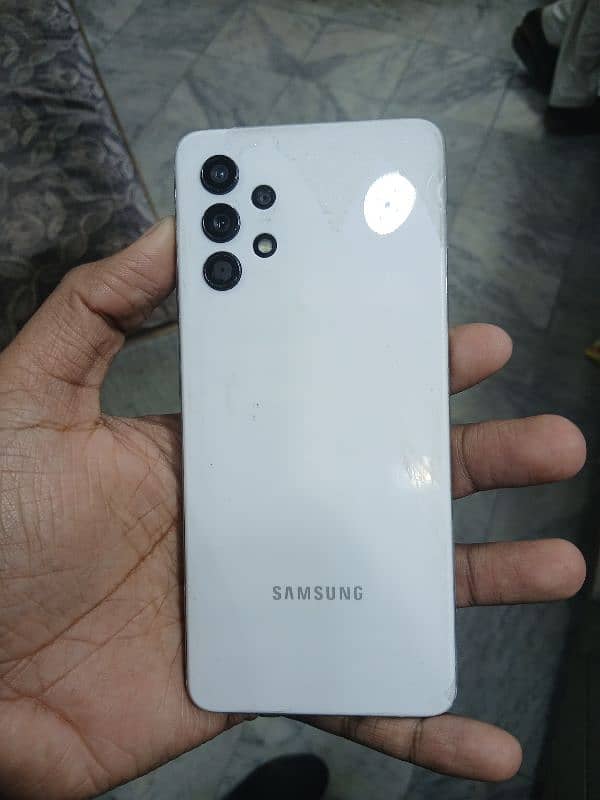 Samsung Galaxy A32 0