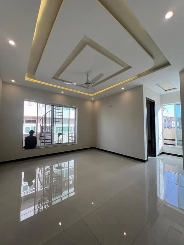 D-12 Brand New 3 Bed Upper Portion for rent 8