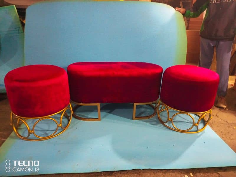 stool for living room cash on delivery in Lahore. . is number whtsp 2