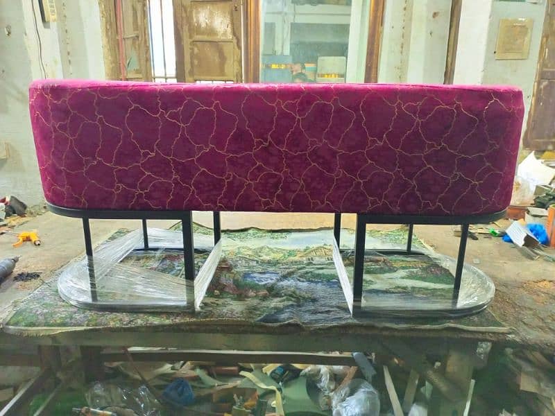 stool for living room cash on delivery in Lahore. . is number whtsp 3