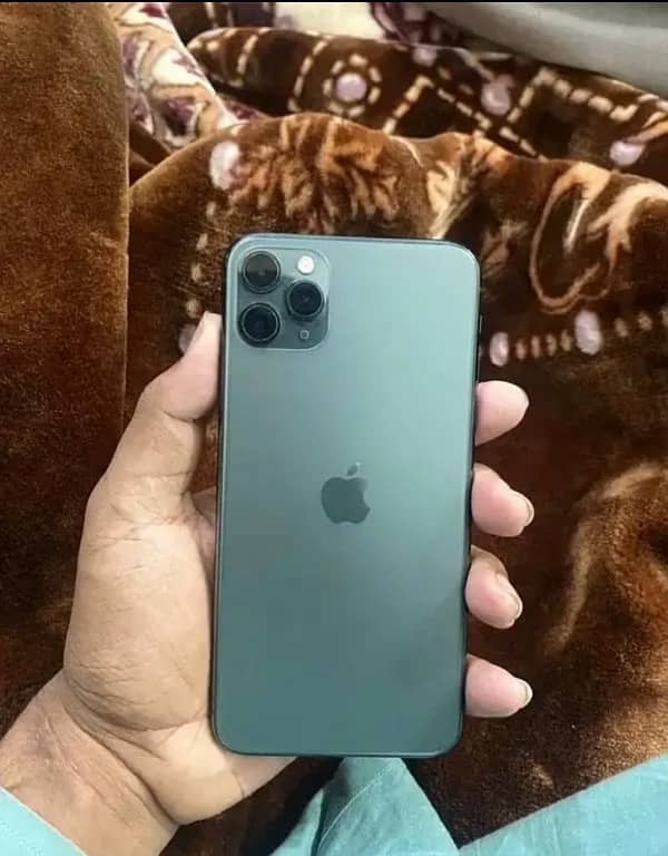 iPhone 11 Pro Max 1