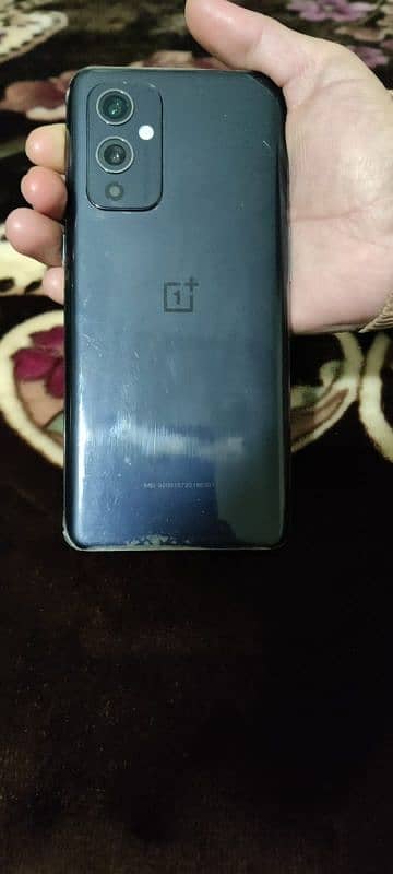 one plus 9r 8/128 urgent sale 10/10 condition h ladies hand use h 1