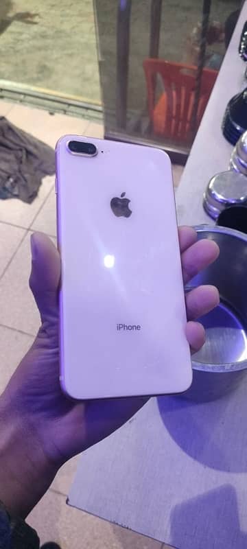 iphone 8 plus [64 GB] 1