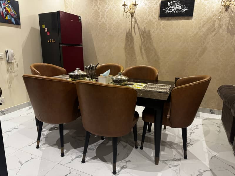 6 chairs dining table for sale 0