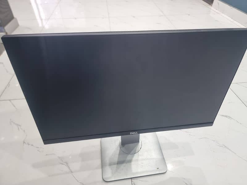 22" Inch Boderless Monitor Dell 0