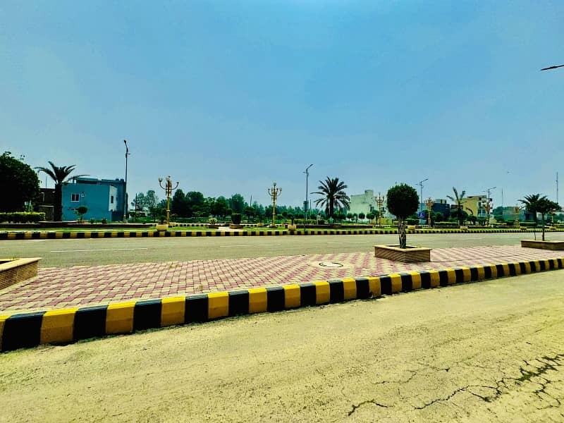 Prime Location 10 Marla Residential Plot For sale In Safari Garden Housing Scheme Safari Garden Housing Scheme In Only Rs. 4000000 3