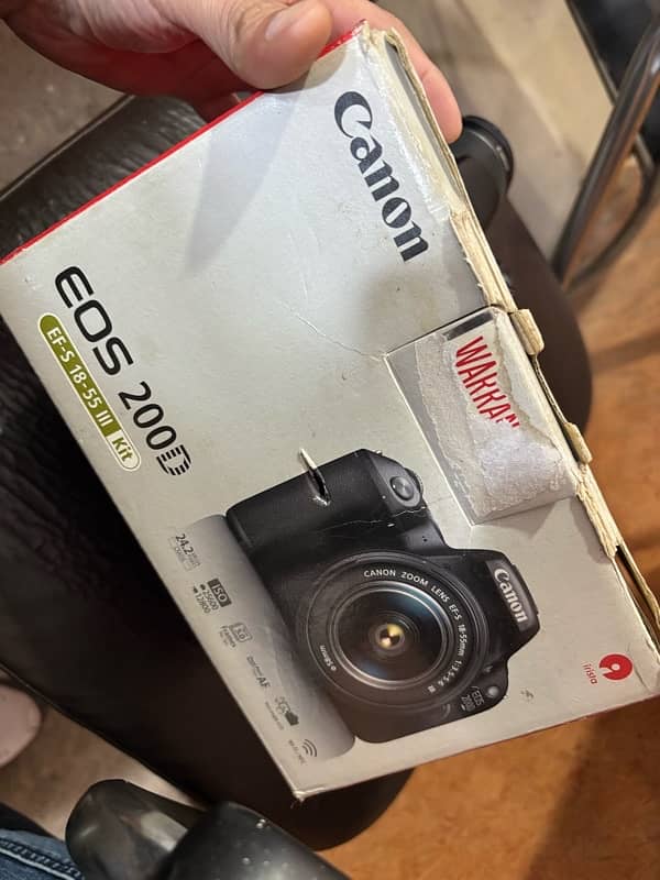 canon EOS 200D full box 2