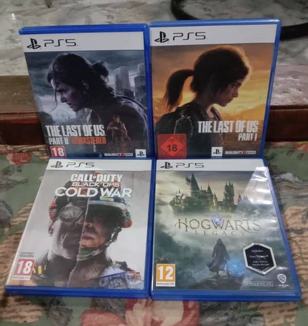 The Last of Us Part 1 And 2, Hogwarts Legacy,Call of Duty Cold War Ps5 0