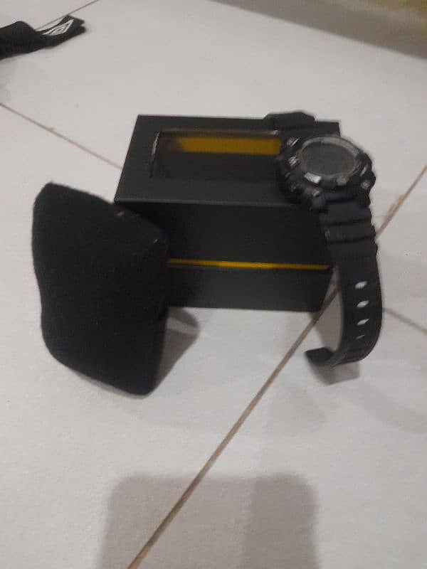 Original and Imported Watch with reasonable price 4