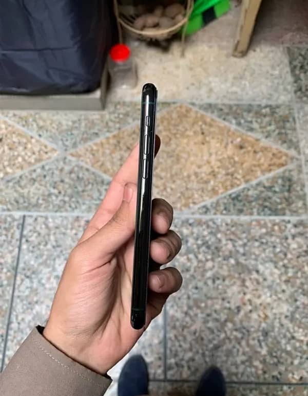 iphone 11 pro non pta 1