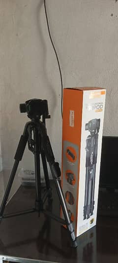 Professional Tripod for camera and mobiles