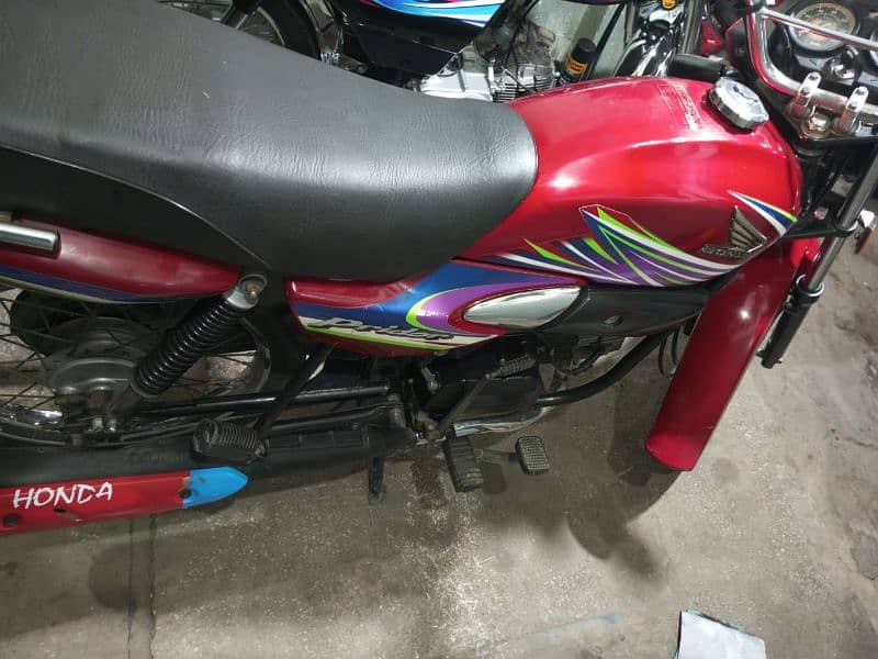 Honda prider 100cc total ginune 7