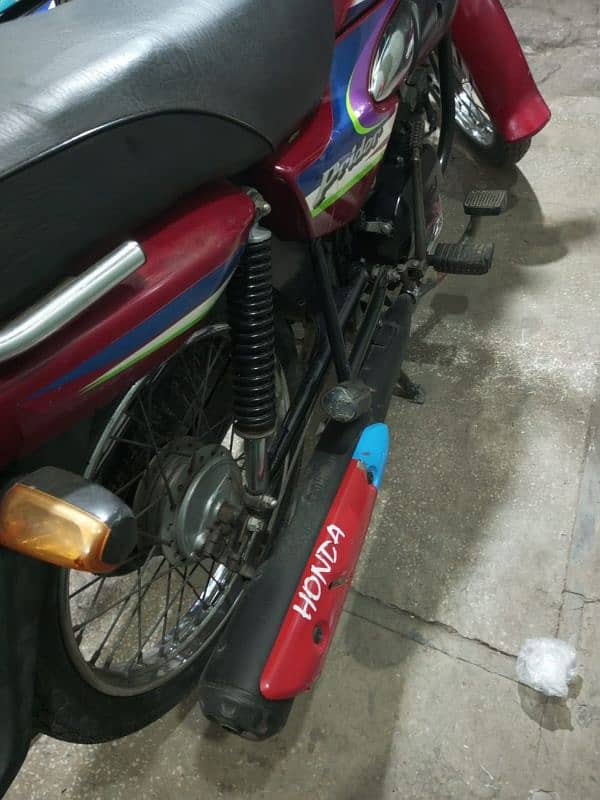 Honda prider 100cc total ginune 9