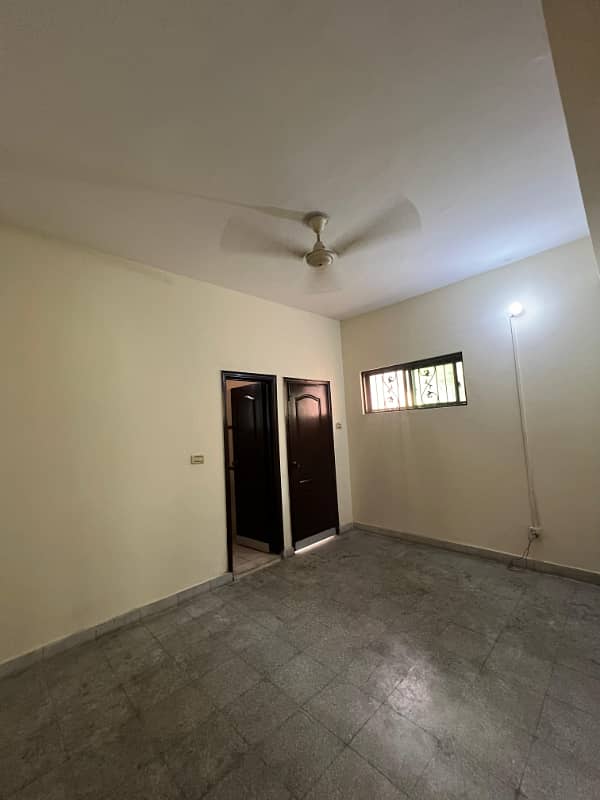 Corner 10 Marla 04 Bedroom House is available for Rent in Sector-A, Askari-10, Lahore Cantt 4