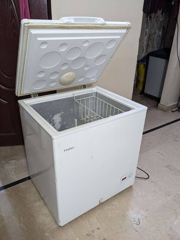 Haier Chest Freezer 245ES 1