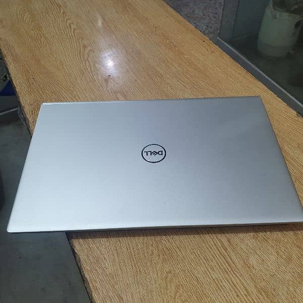 Dell Inspiron 7505 model 5