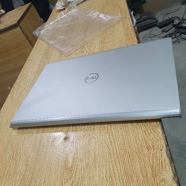 Dell Inspiron 7505 model 7