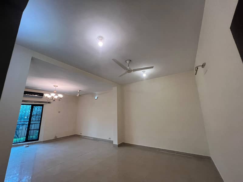 Corner 10 Marla 04 Bedroom House is available for Rent in Sector-A, Askari-10, Lahore Cantt 34