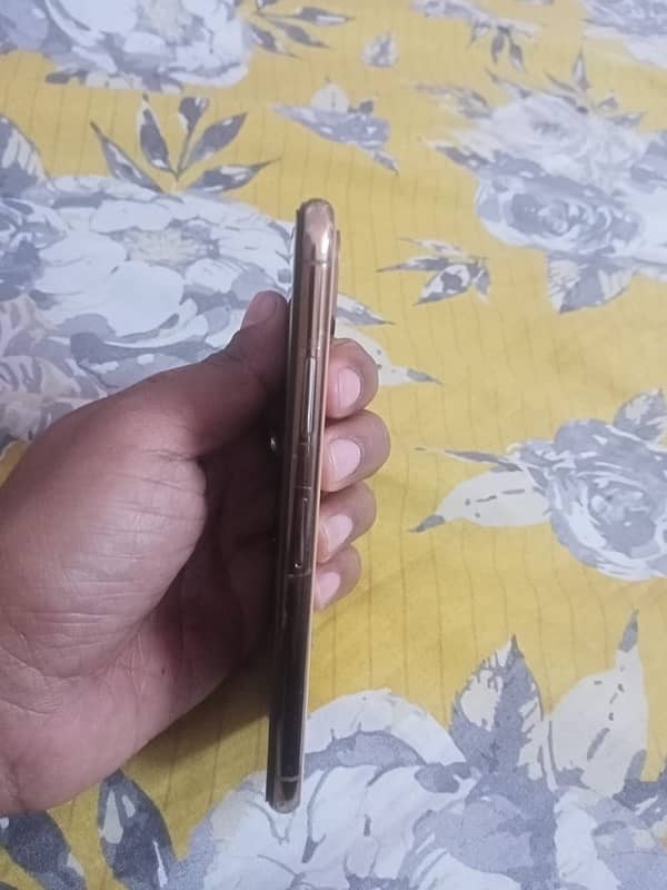 iphone xs 64 gb non pta exchange possible 3