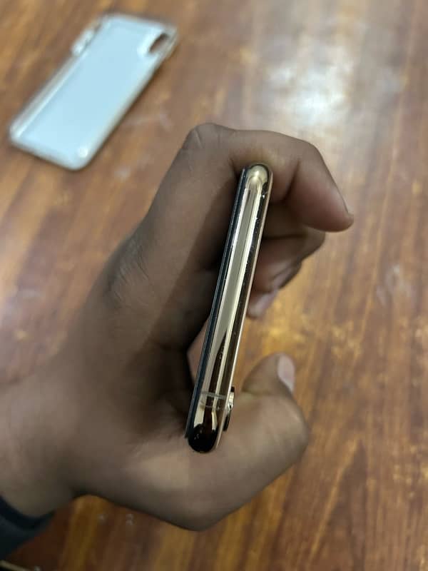 iphone xs max non pta 64 gb 10 by 10 with box 4