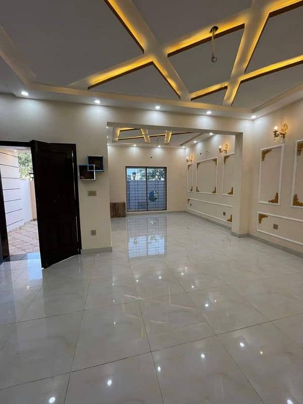 5 Marla New House For Rent in bahria Town Lahore 0