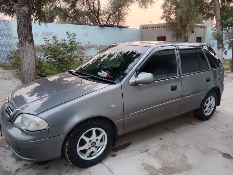 Suzuki Cultus 2016 1