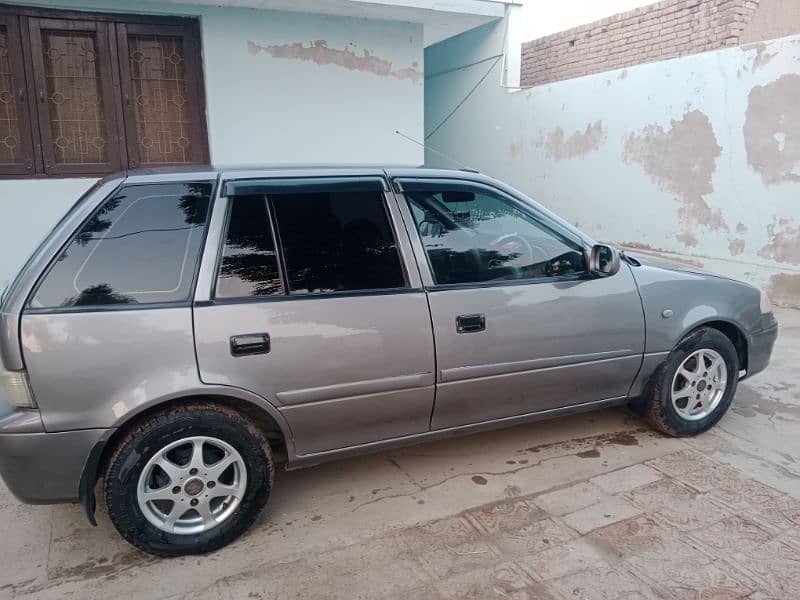 Suzuki Cultus 2016 3